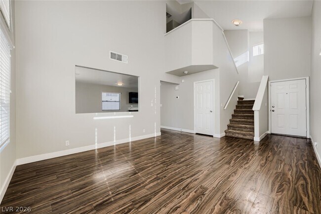 Building Photo - 8215 Mt Brodie Cir