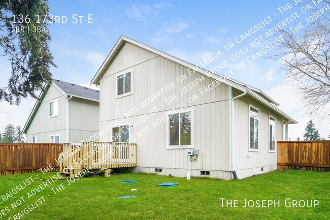 Building Photo - 136 173rd St E