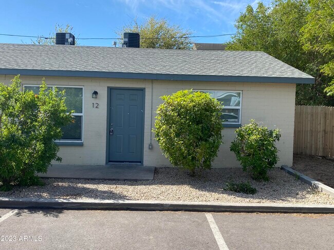 Primary Photo - 1595 W Mountain View Rd