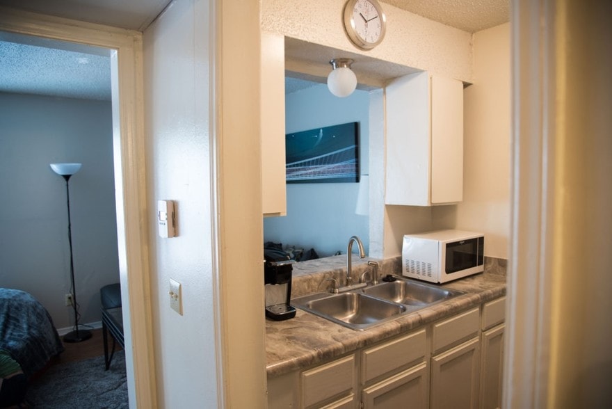 Interior Photo - University Blvd Apartments