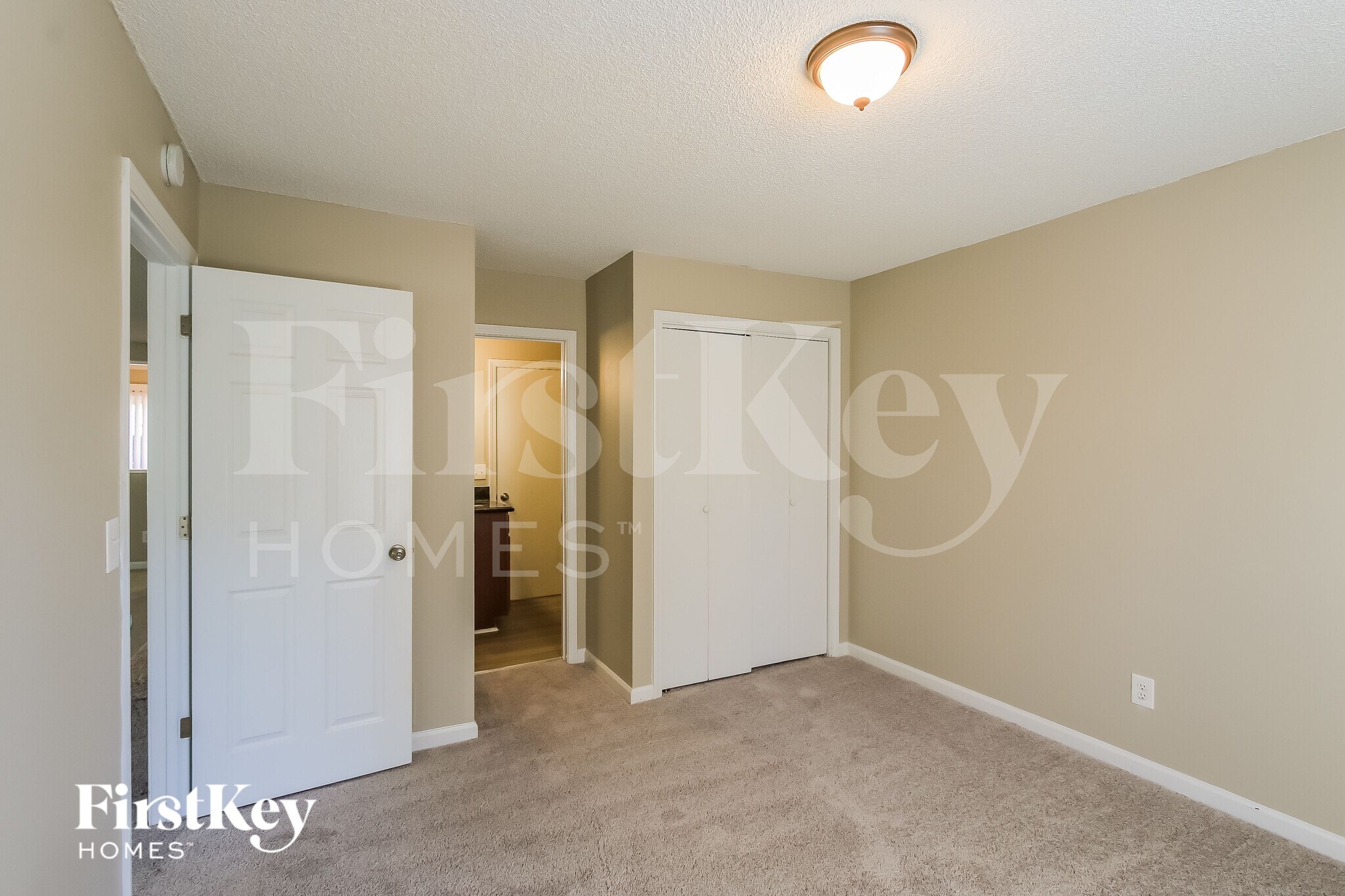 Building Photo - 130 Whisperwood Ln