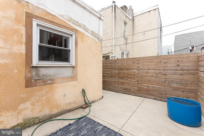 Building Photo - 1211 N Palethorp St