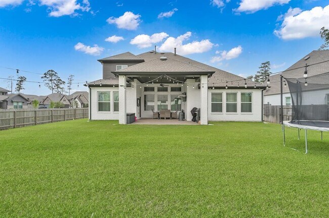 Building Photo - 2807 Kingly Pne Trl
