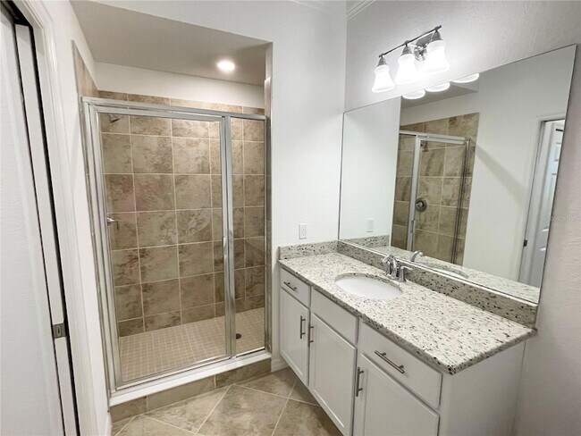 Building Photo - 14071 Heritage Landing Blvd