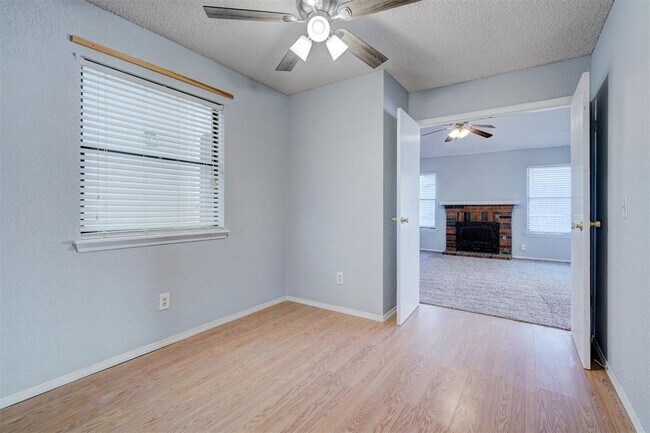 Building Photo - 6700 NW 124th St