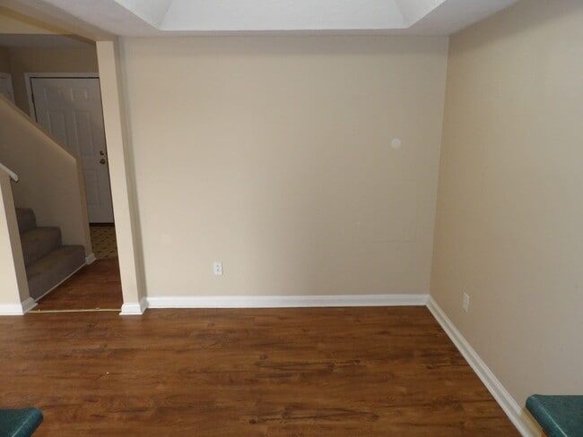 Building Photo - 344 Bypass Plaza Dr