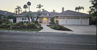 Building Photo - 2123 Bennington Ct