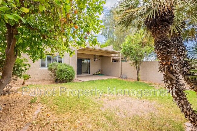 Building Photo - 5658 N 78th Way