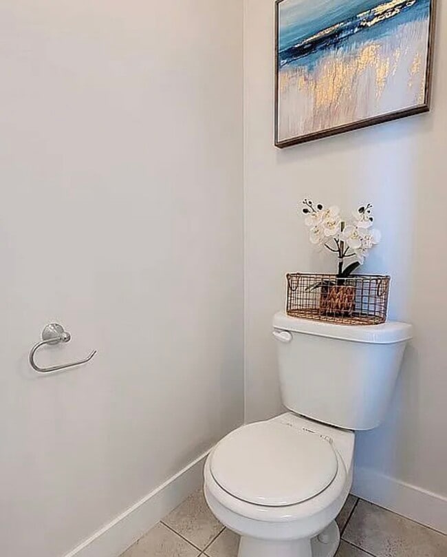 Building Photo - 651 N Pinebrook Rd