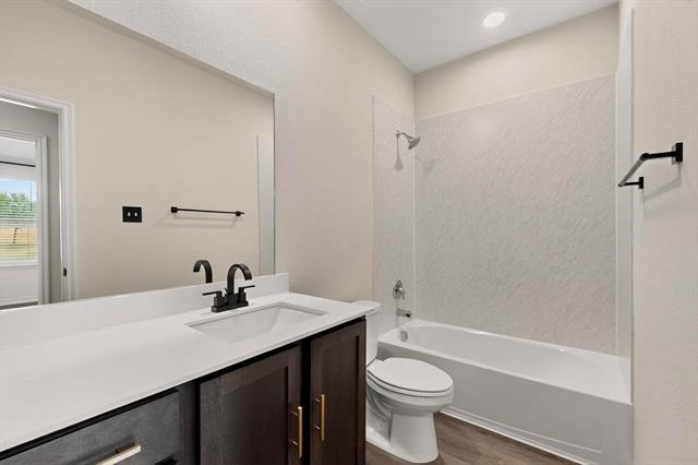 Building Photo - 2101 Steer Creek Pl