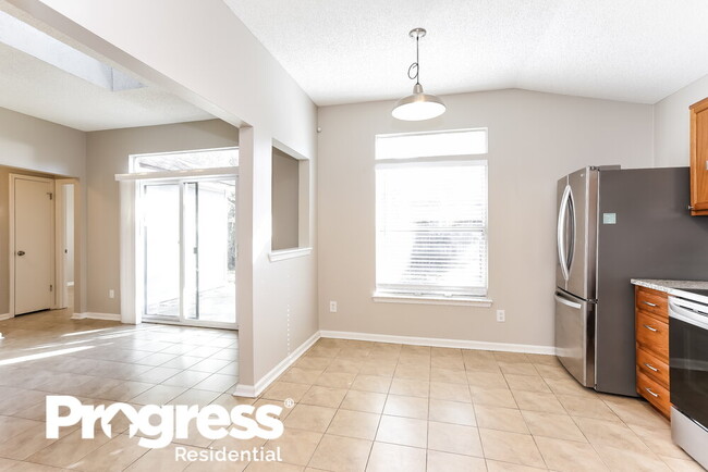 Building Photo - 888 Majestic Cypress Dr N