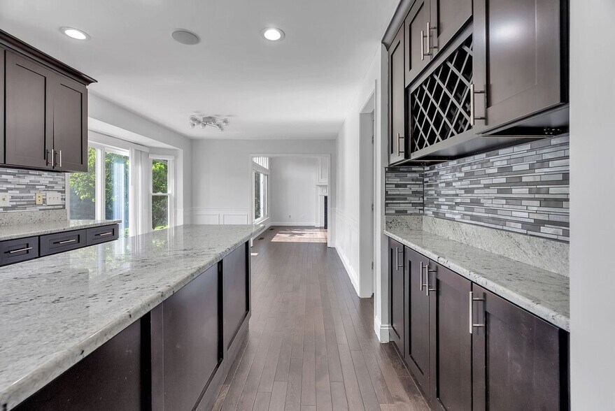 Building Photo - 4521 Links Ct