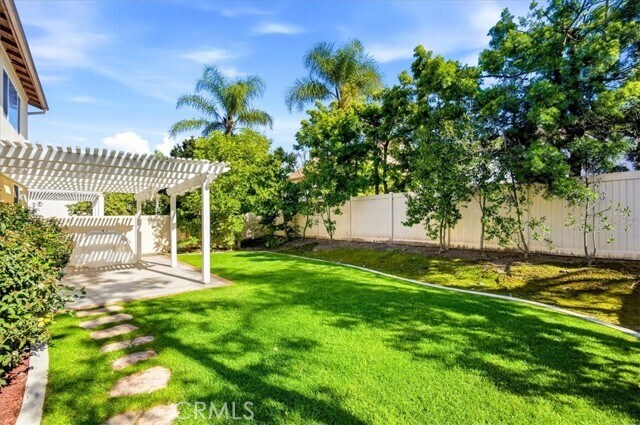 Building Photo - 86 Quail