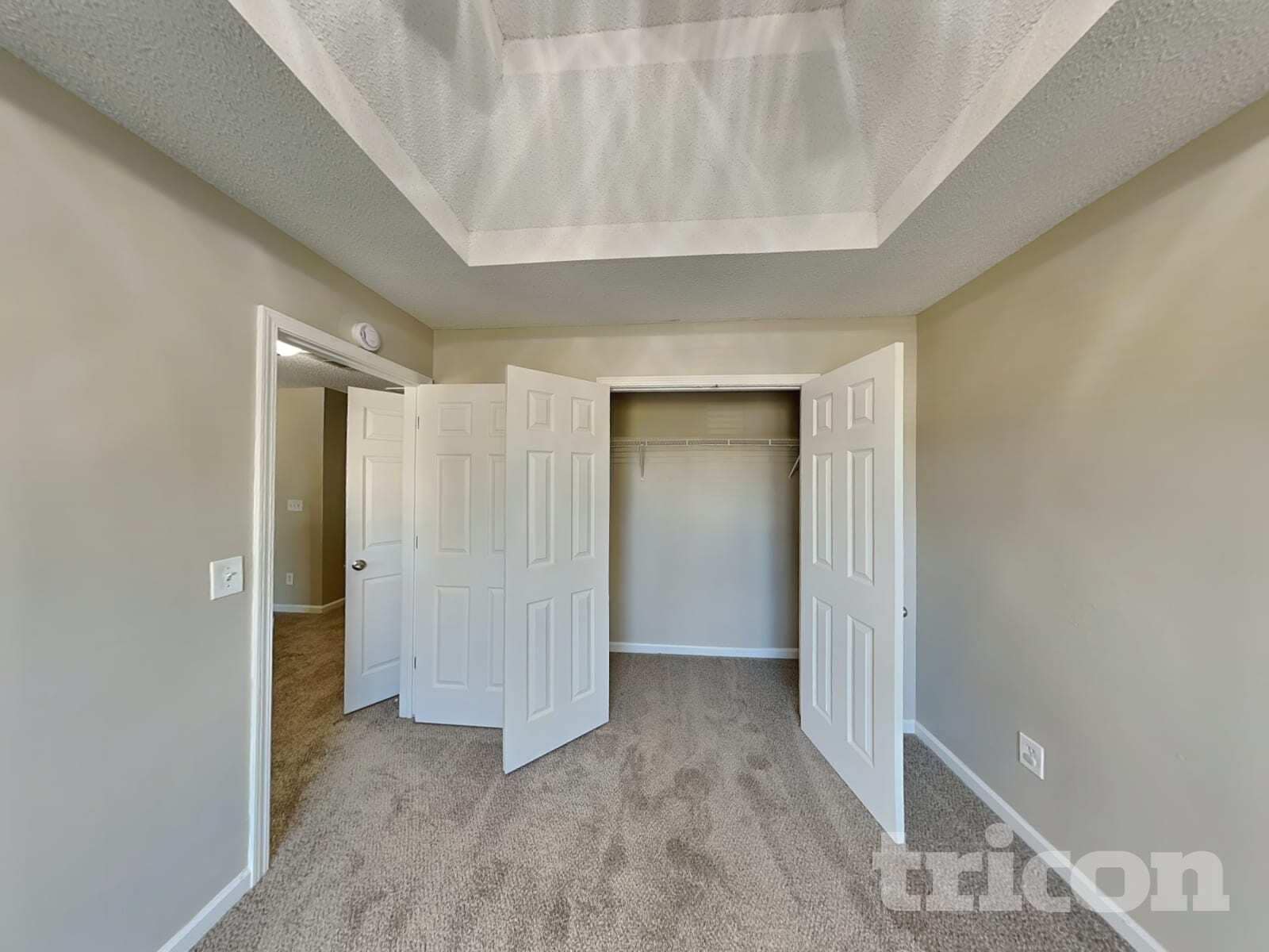 Building Photo - 345 Othello Dr