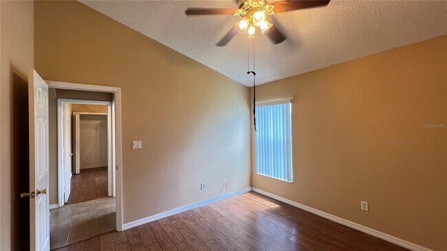 Building Photo - 3024 Samosa Hill Cir