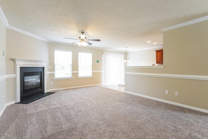Building Photo - 5904 Roteny Court