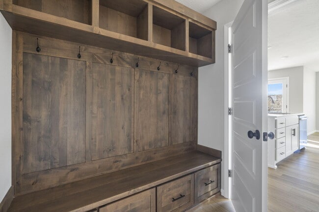 Building Photo - 2015 South St