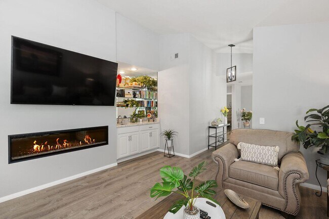 Building Photo - 77630 Cll Las Brisas W