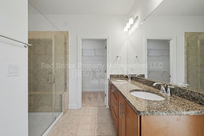 Building Photo - 9240 Walnut Hl Rd NW