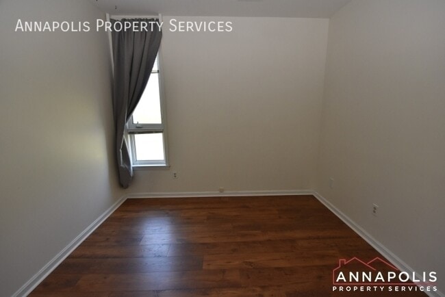 Building Photo - 643 Oakland Hills Dr