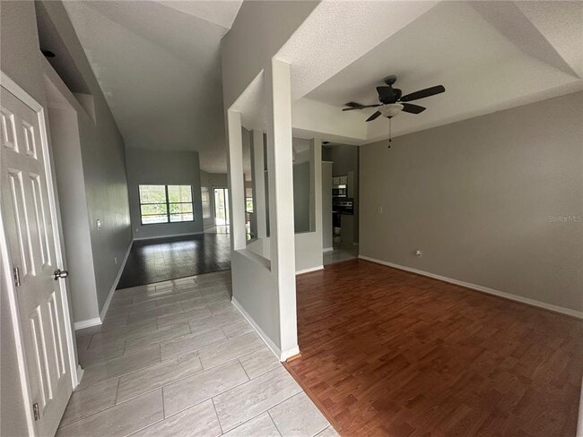 Building Photo - 929 Rosinia Ct