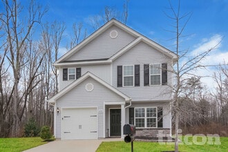 Building Photo - 808 Gunnar Dr