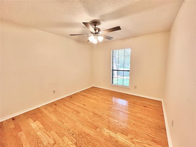 Building Photo - 3915 Wentworth Dr