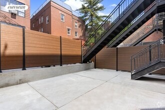 Building Photo - 403 Linden St