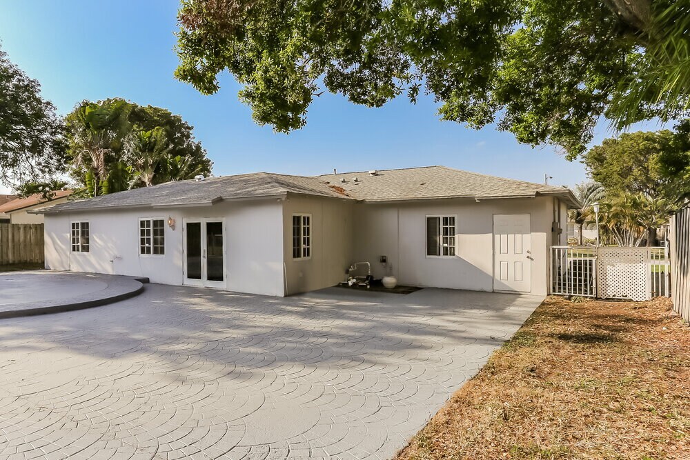 Building Photo - 9896 Liberty Ct