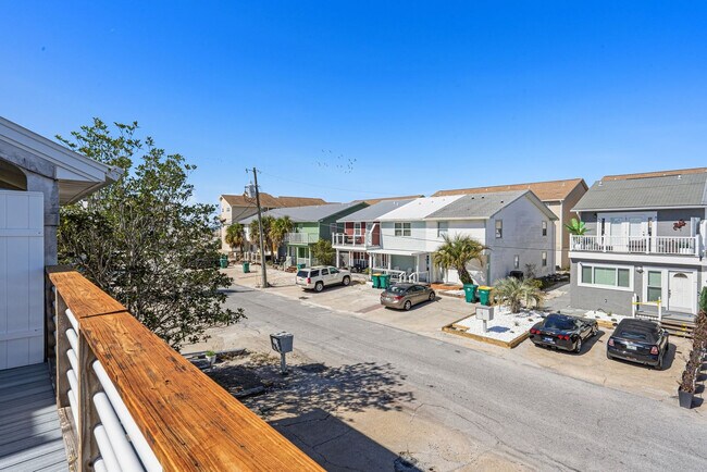 Building Photo - 16 Gulf Breeze Ct