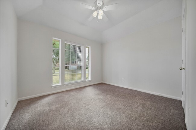 Building Photo - 11719 Short Trail Ln