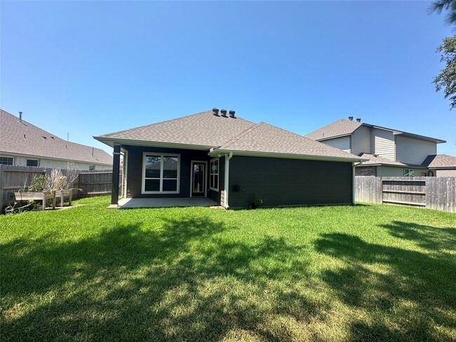 Building Photo - 11920 Sunshine Park Dr N