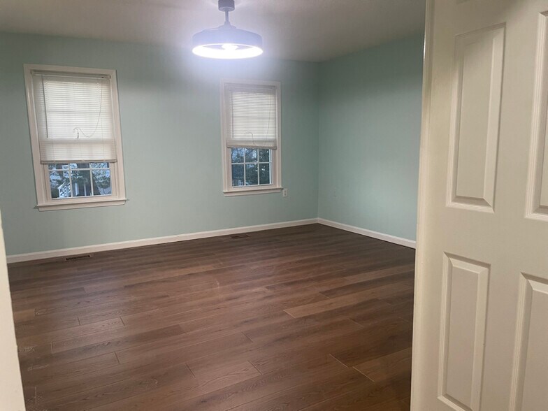 Building Photo - 12324 Knightsbridge Dr