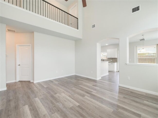 Building Photo - 12112 Timber Arch Ln