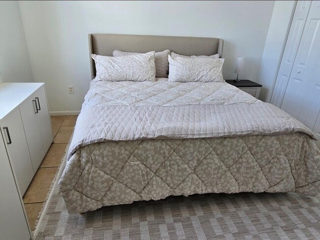 Building Photo - 651 Okeechobee Blvd