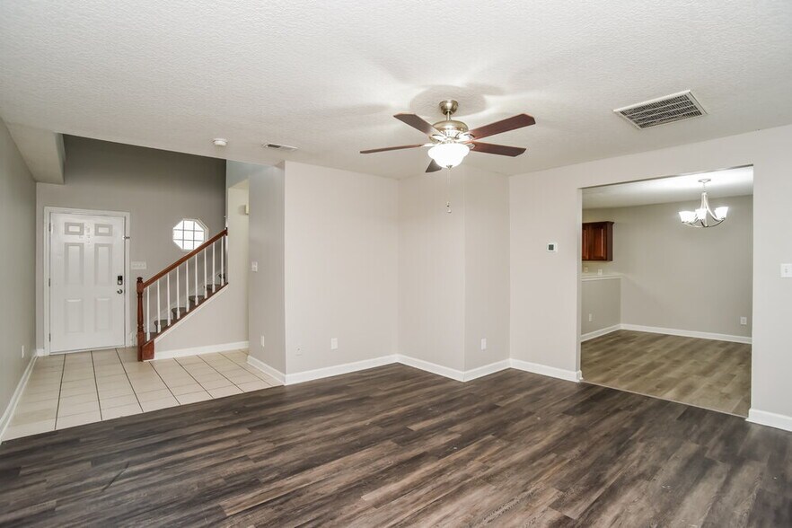 Building Photo - 1026 Allegiance Dr