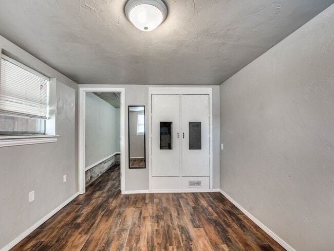 Building Photo - 3 Bedroom 1 Bath Home in Shawnee!
