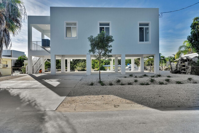 Building Photo - 31368 Ave I