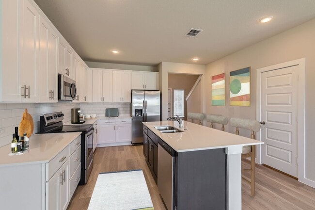 Building Photo - CAMBRIDGE PLAN