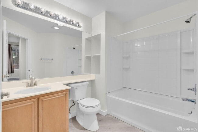 Building Photo - 200 Caldecott Ln