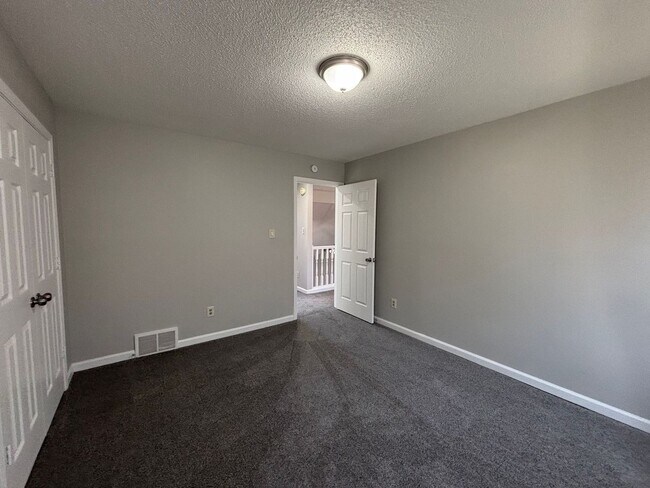 Building Photo - 1231 Beaver Trail Dr