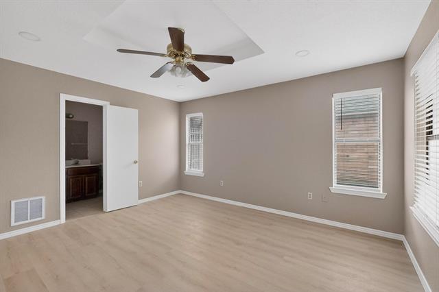 Building Photo - 2320 Markland St