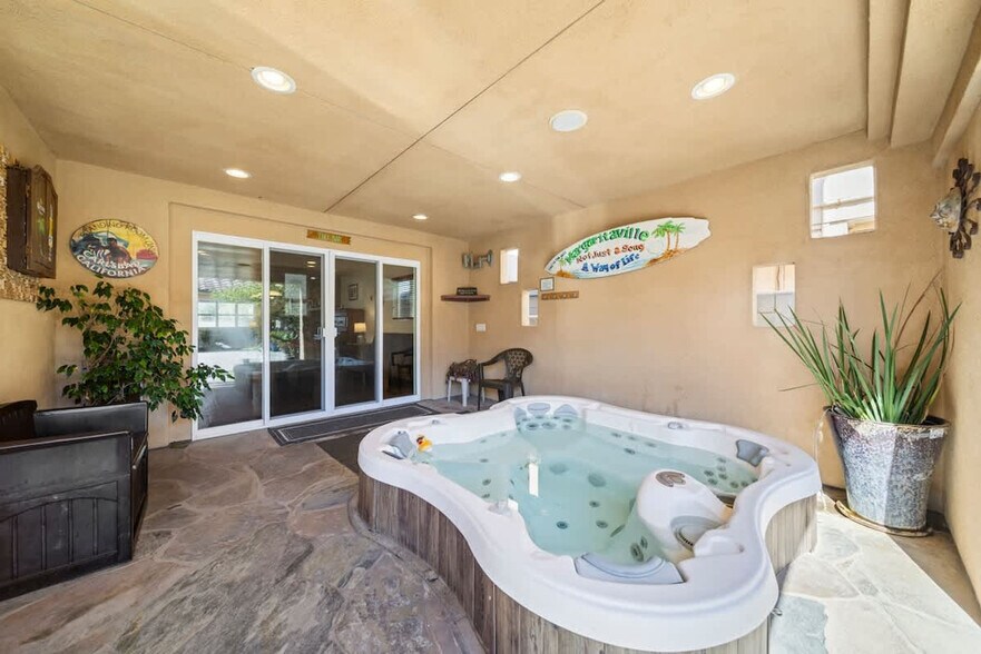 Building Photo - 3464 Carlsbad Blvd