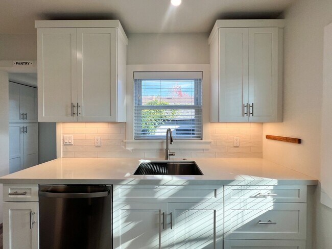 Building Photo - Yajome, 2100-2118*