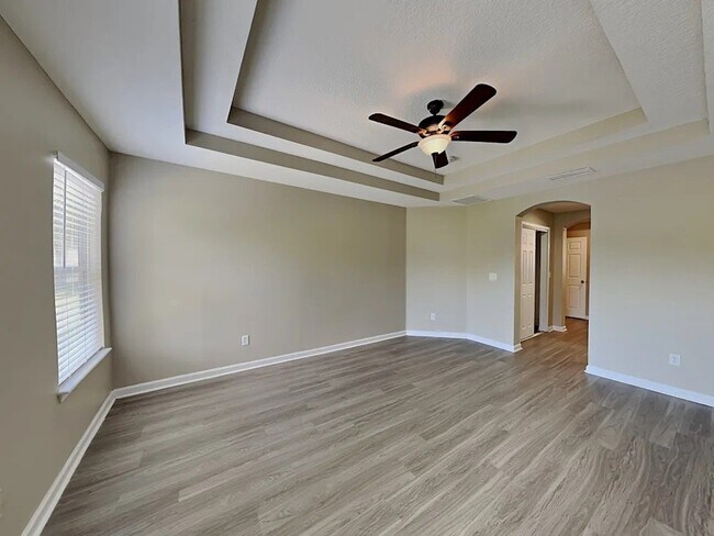 Building Photo - 14305 Sea Eagle Dr