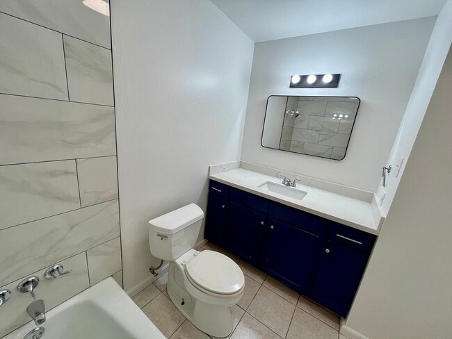 Building Photo - 113 Tinsley Dr