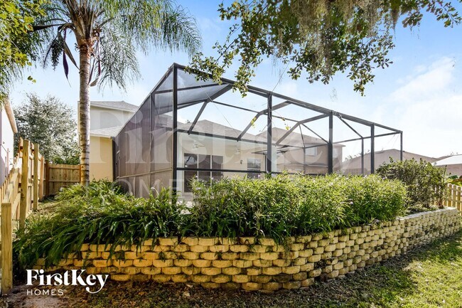 Building Photo - 10424 Beneva Dr