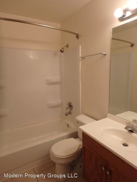 Building Photo - 1728 E Broadway