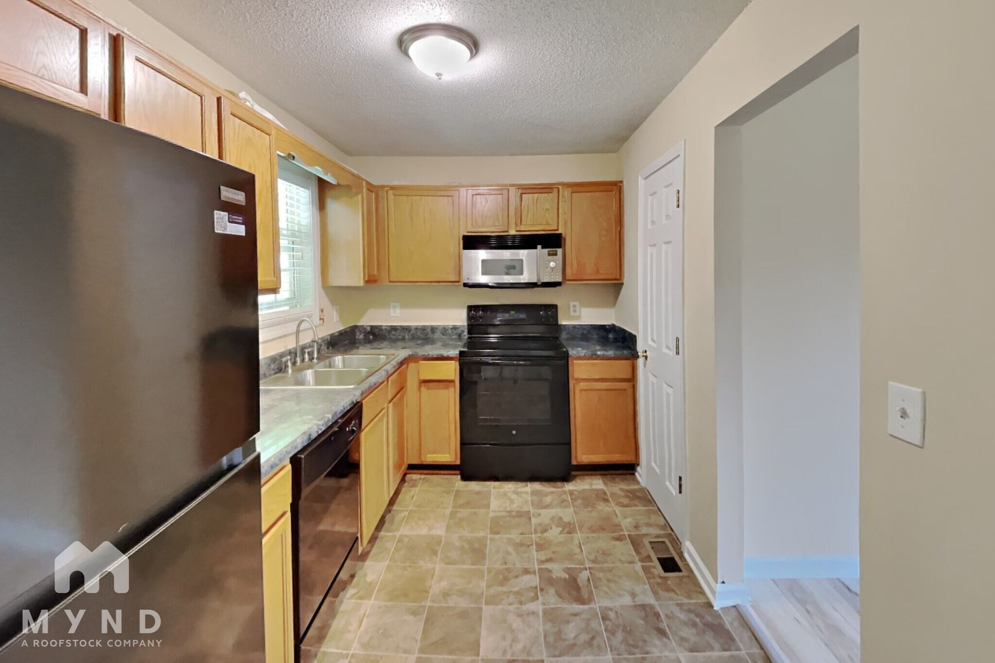 Building Photo - 413 River Trace Dr