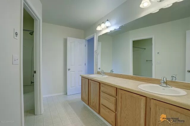 Building Photo - 8790 E Central Park Cir